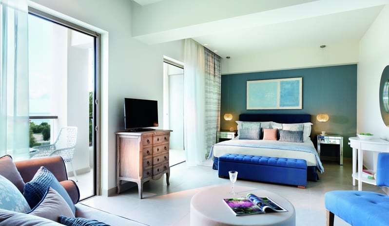 Ikos Olivia-Panorama-Junior-Suite-Sea-View_11536